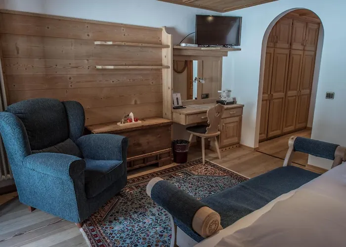 Hotel Ciasa Salares