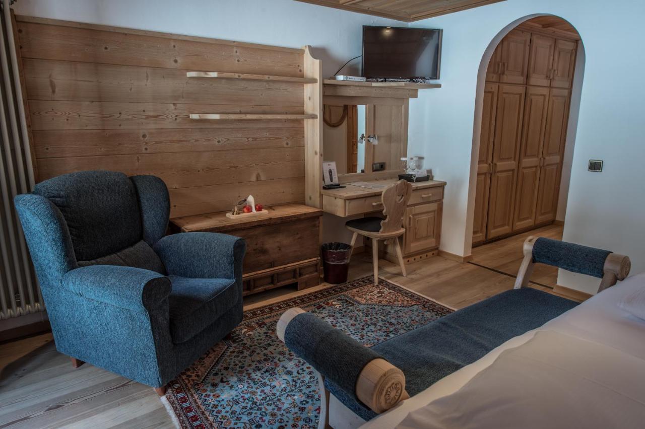 Hotel Ciasa Salares St. Kassian
