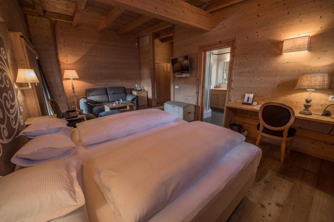 Hotel Ciasa Salares St. Kassian