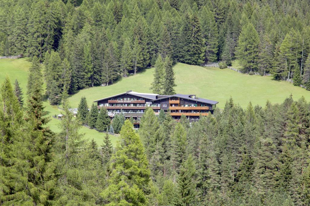 Ciasa Salares 4* San Cassiano (Badia)