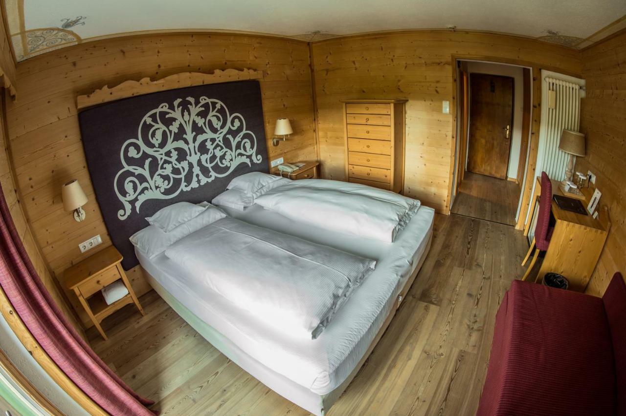 Hotel Ciasa Salares
